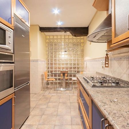 Casco Viejo Tradicion Pinchos Y Gastronomia Apartment Bilbao Ngoại thất bức ảnh