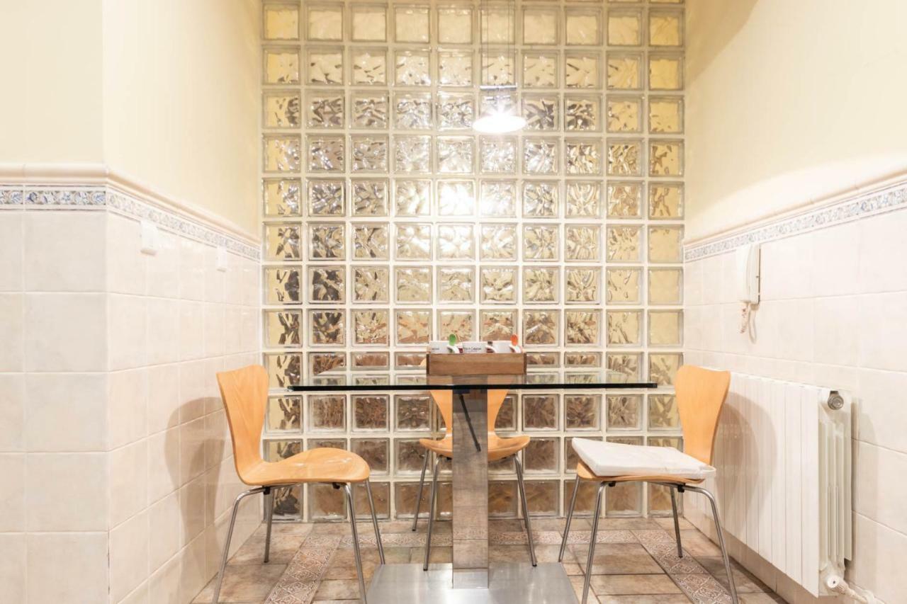 Casco Viejo Tradicion Pinchos Y Gastronomia Apartment Bilbao Ngoại thất bức ảnh